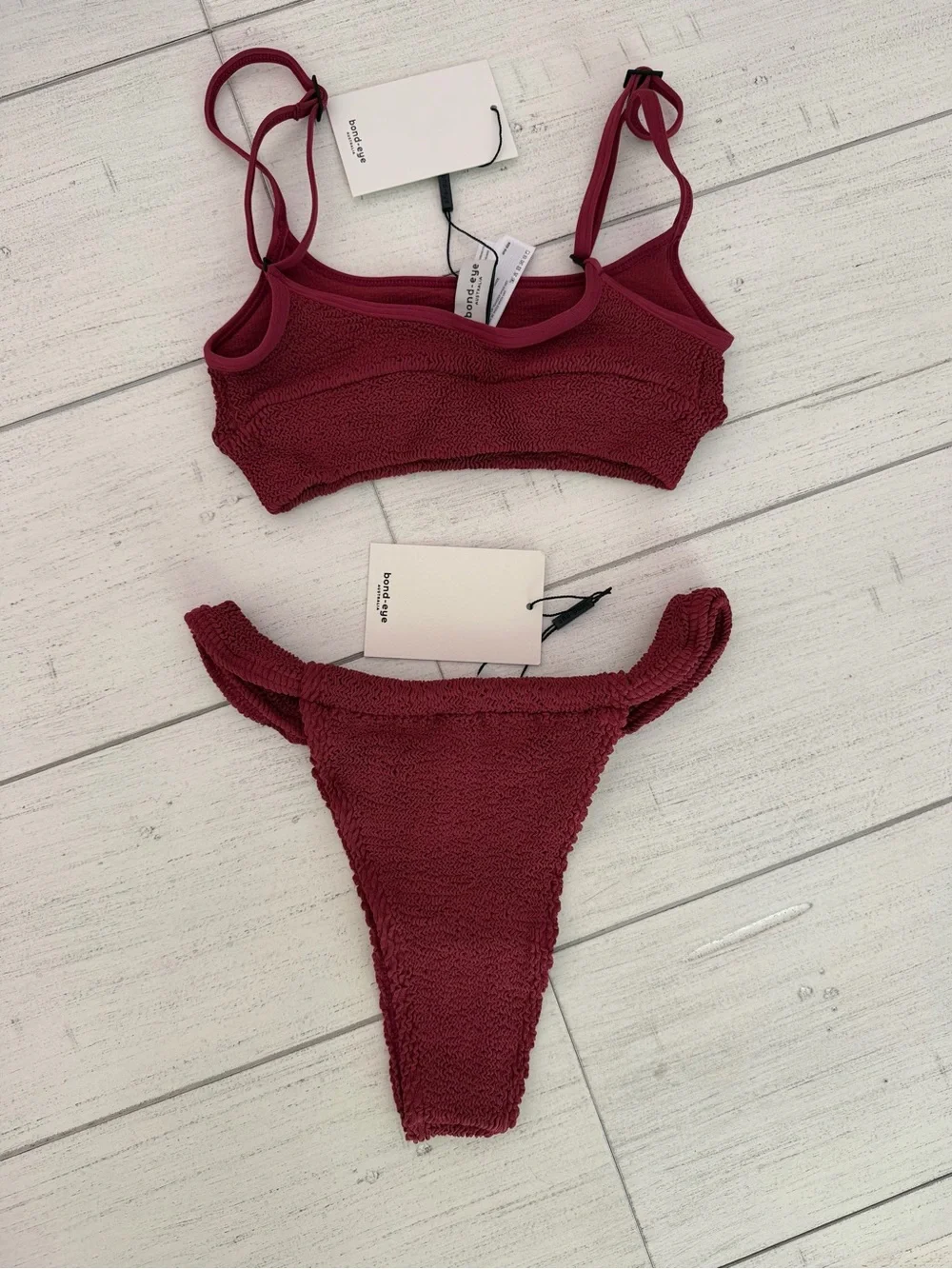 bond-eye two piece